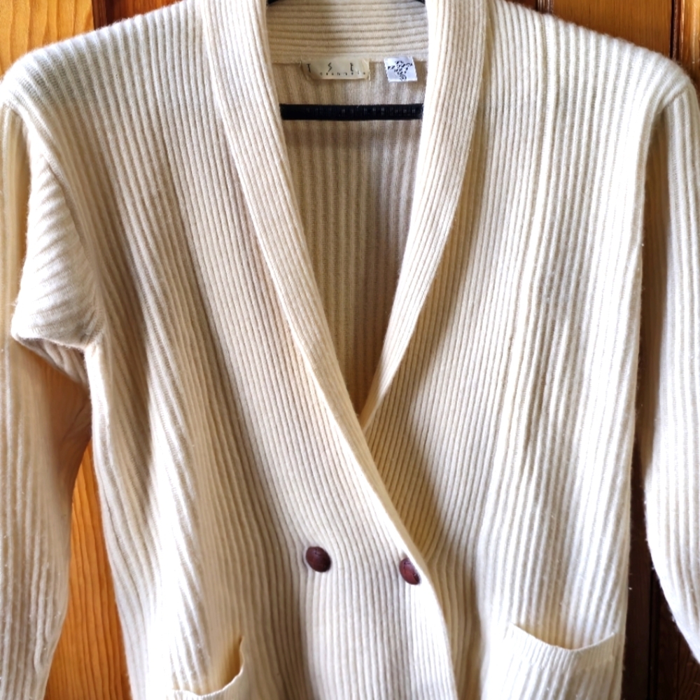 TSE 100% Cashmere Double-Breasted Women's Sweater